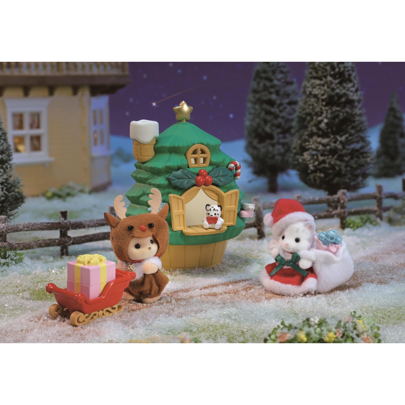 Santa Tree House Sylvanian Families - Baby Santa's Christmas Tree House