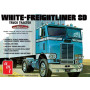 AMT 1:25 White Freightliner Truck