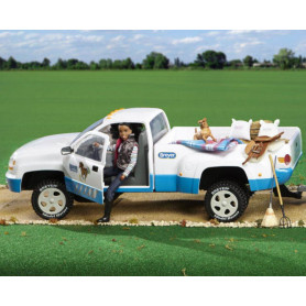 Breyer Traditional Dually Truck White/Blue