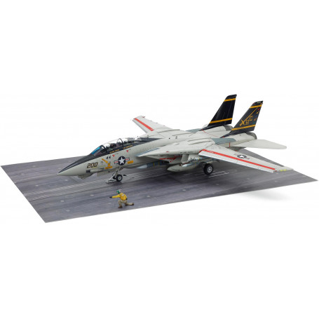 Tamiya Grumman F-14A Tomcat (Late Model) Carrier Launch