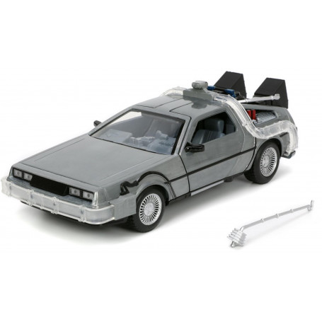 1:24 Back to the Future 1 Time Machine
