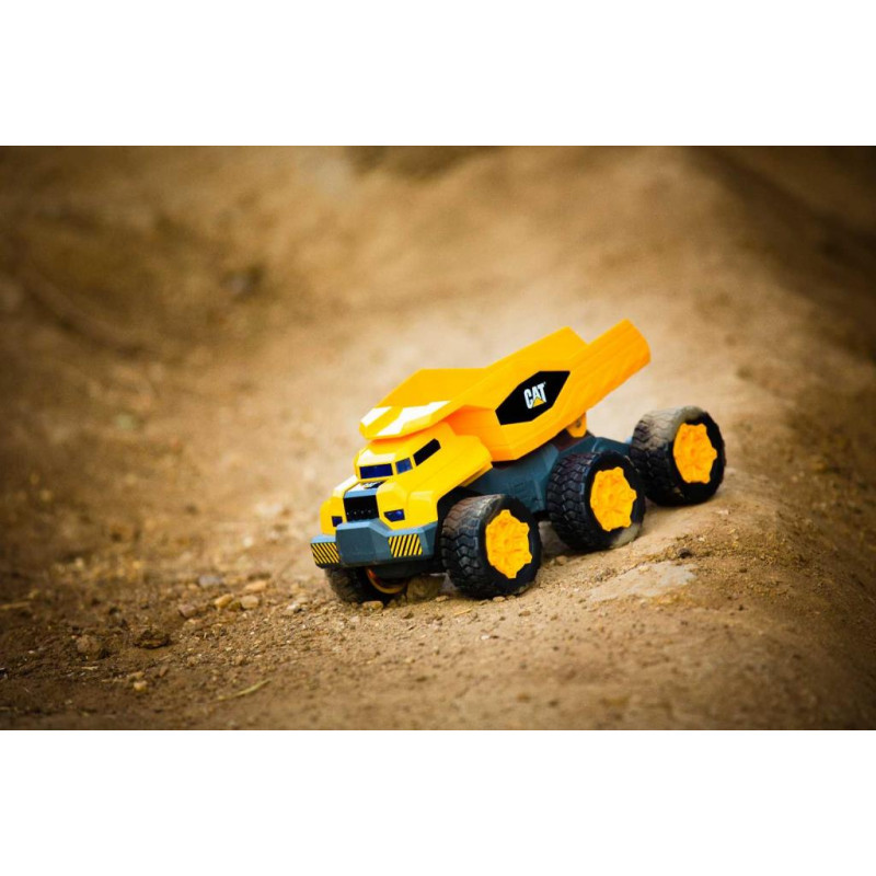 CAT Massive Mover 6 Wheel R/C Vehicle Mr Toys Toyworld