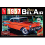 AMT 1:25 1957 Chev Bel Air  white w/Diorama