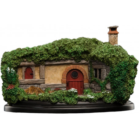 The Hobbit -  34 Lakeside Hobbit Hole Diorama