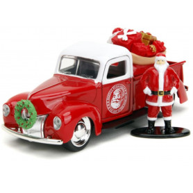 Holiday Rides - Santa & 1941 Ford Pickuptruck 1:32