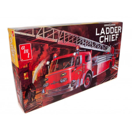 AMT 1:25 American Lafrance Ladder Chief