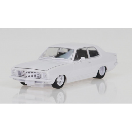 1:24 Plastic Kit LJ Torana V8 Custom Sealed Body Opening Bonnet w/Engine