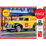 AMT 1:25 1940 Ford Sedan Delivery Coca C