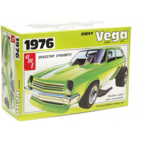 AMT 1:25 1976 Chevy Vega Funny Car