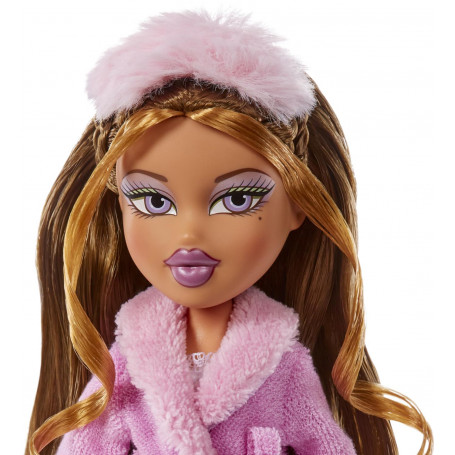 Original Bratz Cartoon Yasmin Bratz Slumber Party Doll- Yasmin