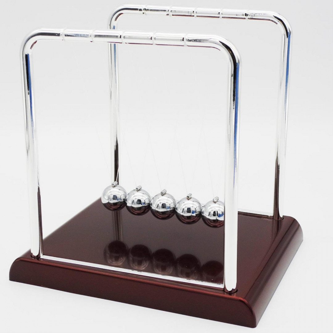 Newtons Cradle -17.5cm - Afterpay Available!